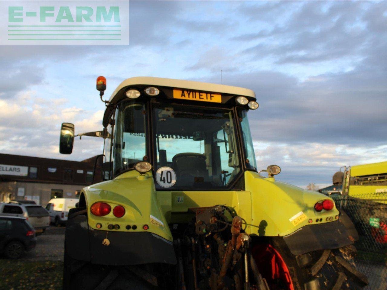 Traktor del tipo CLAAS ARION 610, Gebrauchtmaschine In FORRES (Immagine 2)