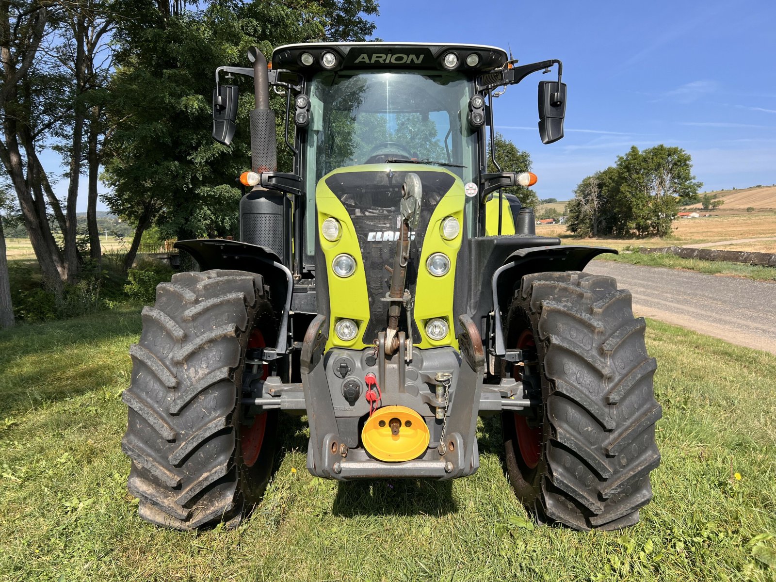 Traktor типа CLAAS ARION 610, Gebrauchtmaschine в Issoire (Фотография 9)