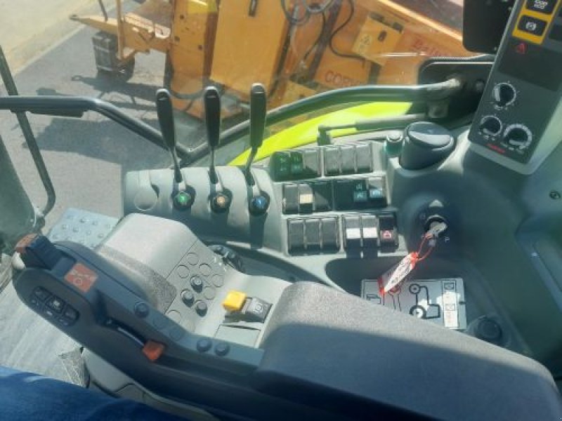 Traktor a típus CLAAS ARION 610CIS, Gebrauchtmaschine ekkor: Belleville sur Meuse (Kép 6)