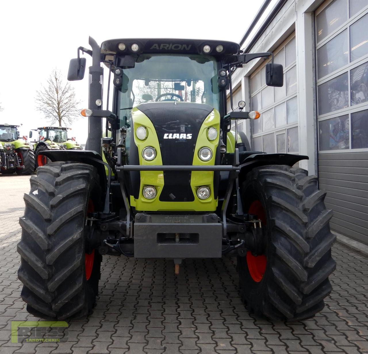 Traktor типа CLAAS ARION 620 CIS A36  FL-Konsolen, Gebrauchtmaschine в Homberg (Ohm) - Maulbach (Фотография 9)