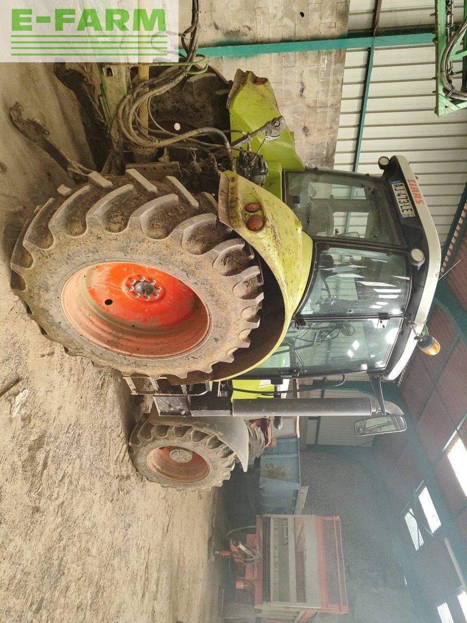 Traktor del tipo CLAAS arion 620 cis CIS, Gebrauchtmaschine en CHAUVONCOURT (Imagen 3)