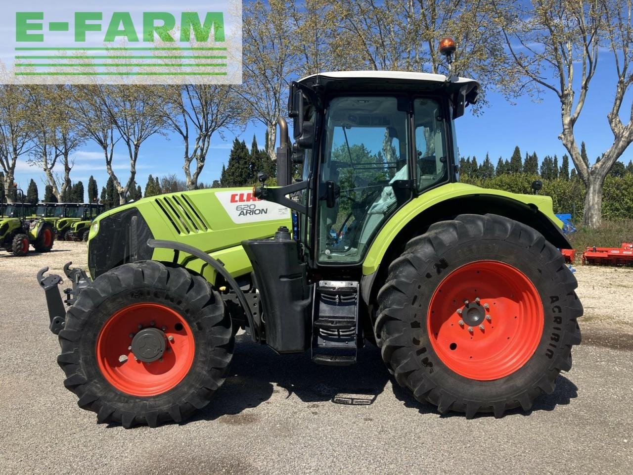 Traktor van het type CLAAS arion 620 cis t4 CIS, Gebrauchtmaschine in ST ANDIOL (Foto 3)