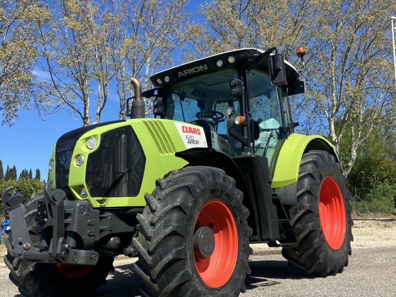 Traktor des Typs CLAAS ARION 620 CIS T4, Gebrauchtmaschine in SAINT ANDIOL (Bild 1)