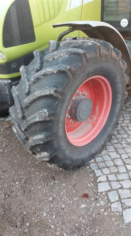 Traktor des Typs CLAAS Arion 620 CIS, Gebrauchtmaschine in Grimma (Bild 12)