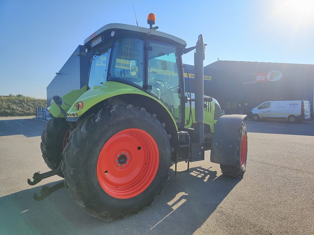 Traktor типа CLAAS ARION 620 CIS, Gebrauchtmaschine в Eton (Фотография 5)