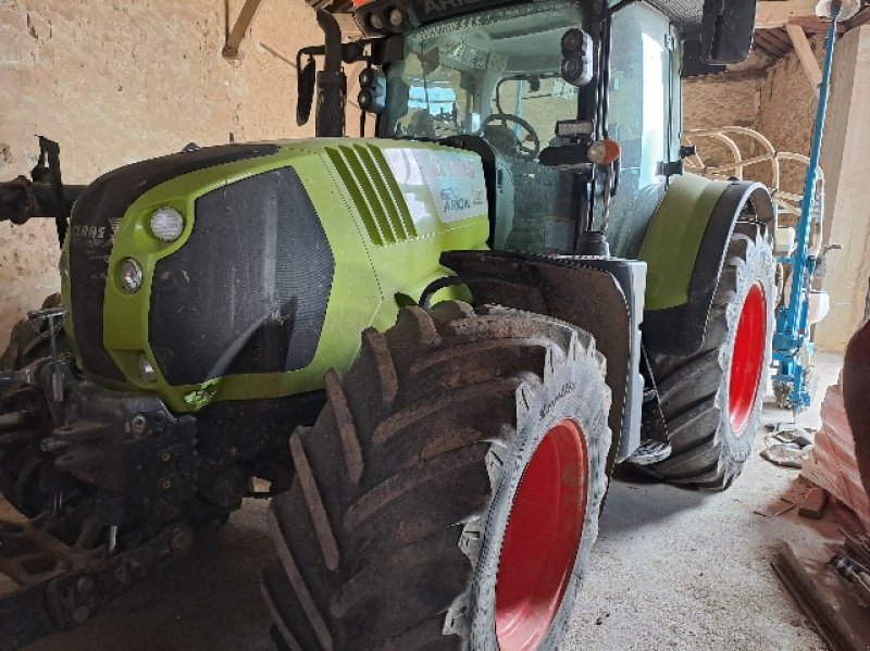 Traktor des Typs CLAAS ARION 620 CIS, Gebrauchtmaschine in VERT TOULON (Bild 1)