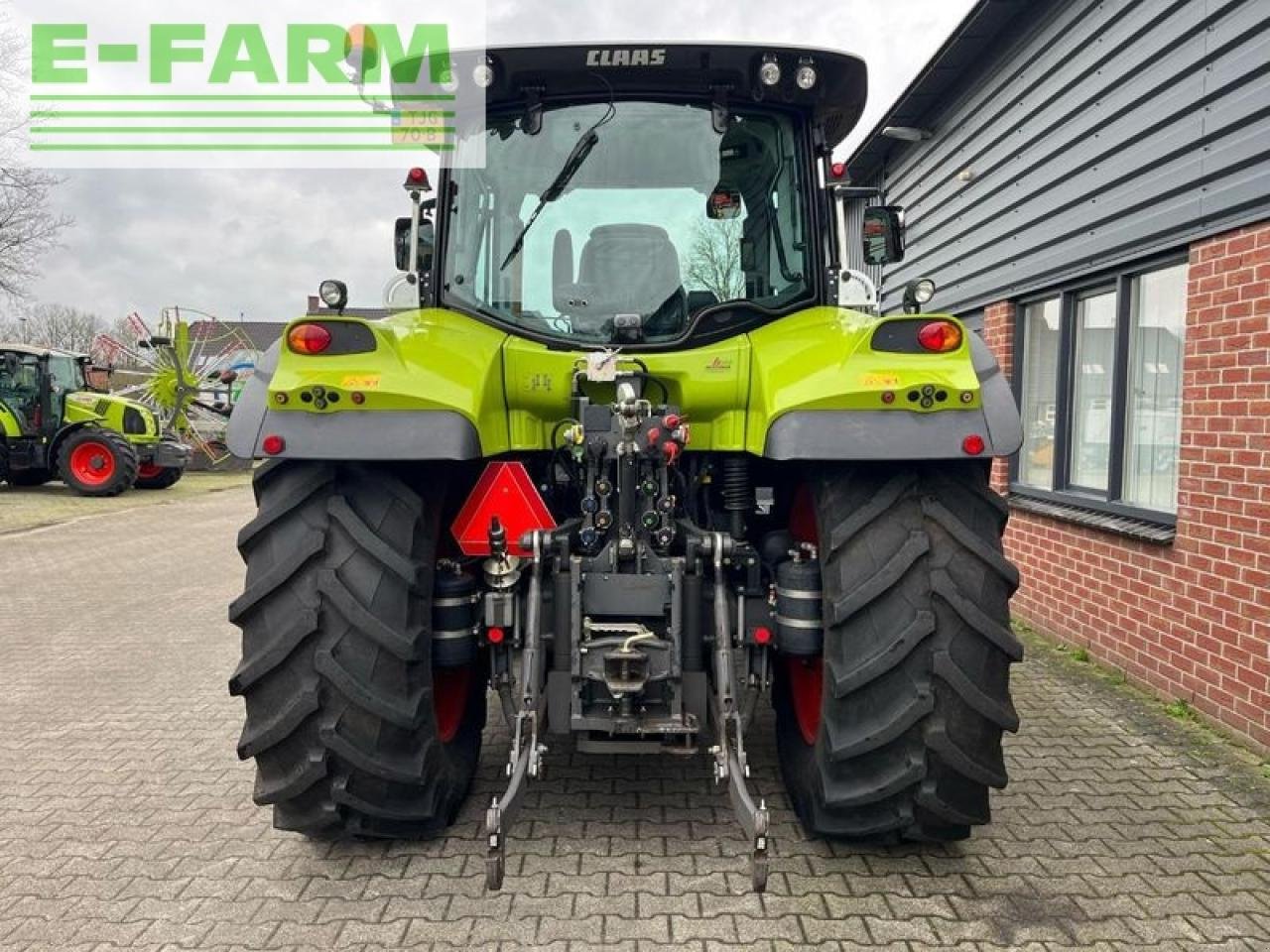 Traktor типа CLAAS arion 620 cis, Gebrauchtmaschine в ag BROEKLAND (Фотография 4)