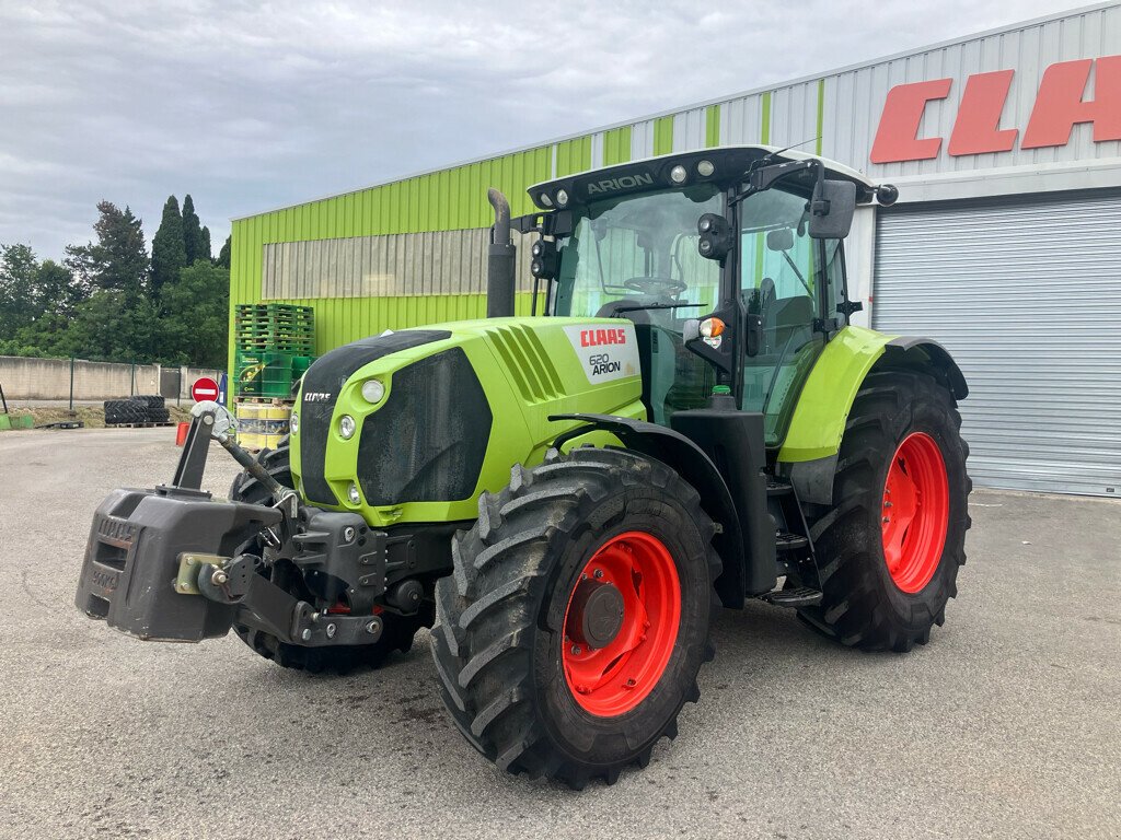 Traktor des Typs CLAAS ARION 620 CIS, Gebrauchtmaschine in SAINT ANDIOL (Bild 1)