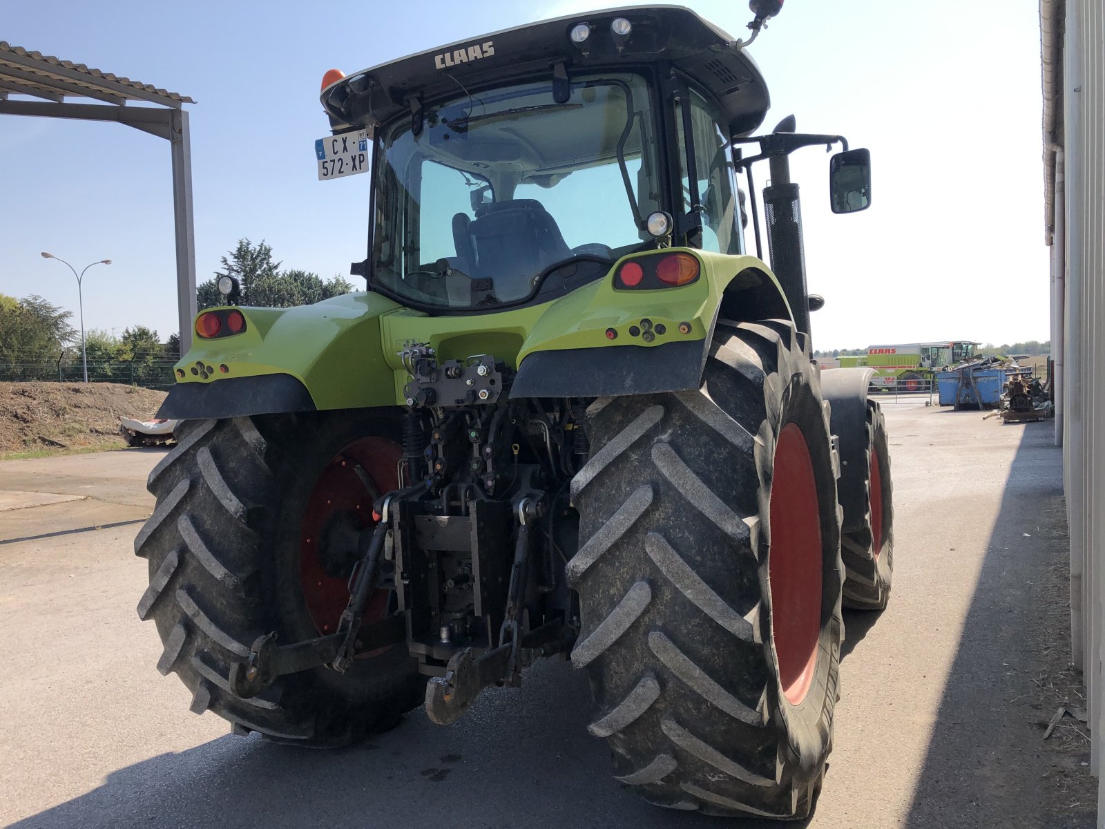 Traktor des Typs CLAAS ARION 620 CIS, Gebrauchtmaschine in VAROIS & CHAIGNOT (Bild 4)