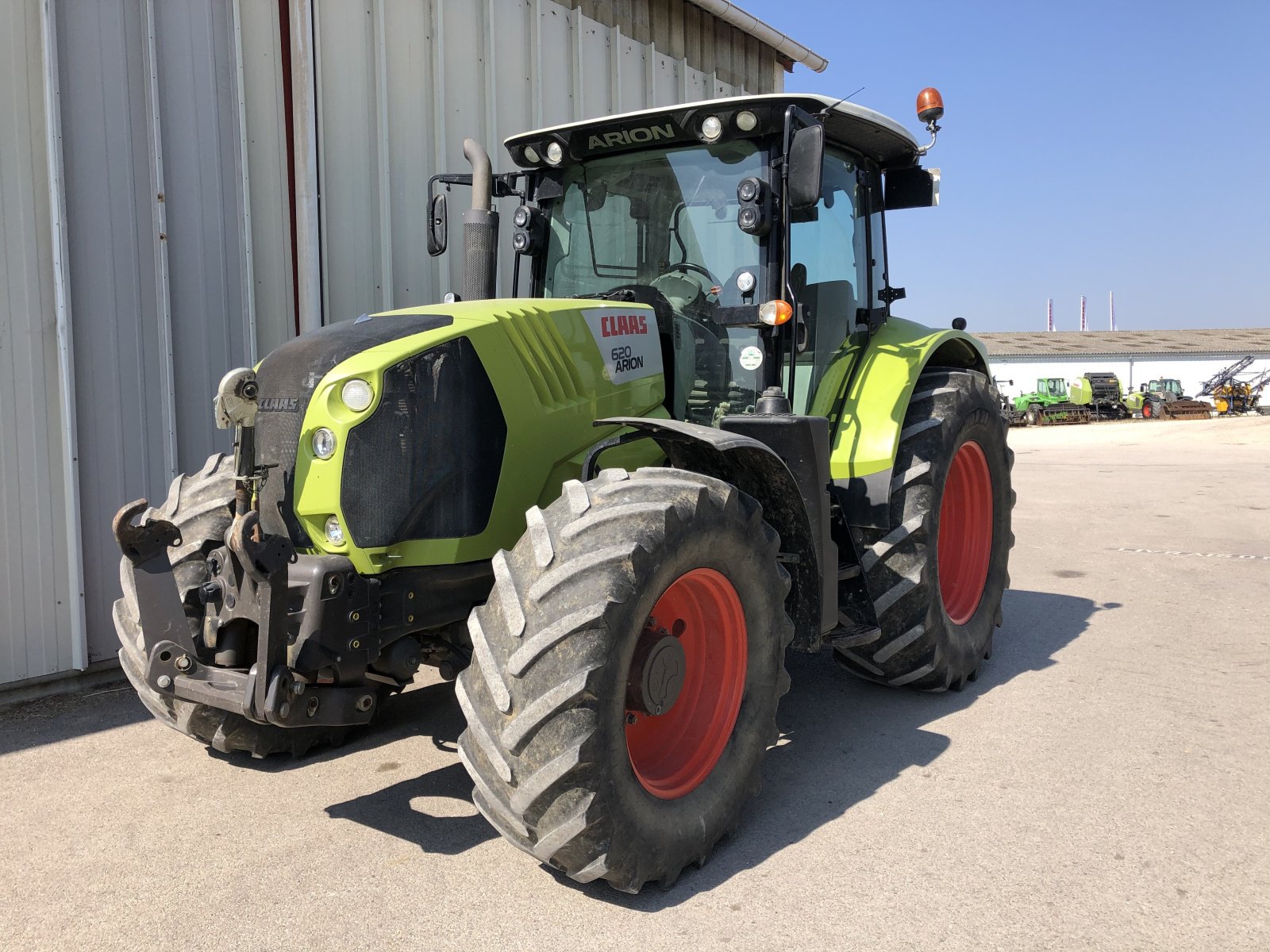 Traktor του τύπου CLAAS ARION 620 CIS, Gebrauchtmaschine σε VAROIS & CHAIGNOT (Φωτογραφία 1)