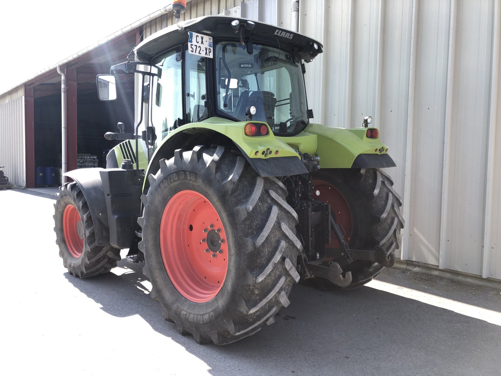 Traktor Türe ait CLAAS ARION 620 CIS, Gebrauchtmaschine içinde VAROIS & CHAIGNOT (resim 2)