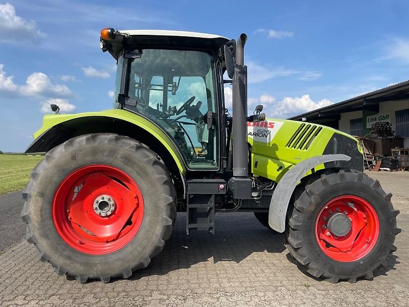 Traktor of the type CLAAS Arion 620 CIS, Gebrauchtmaschine in Steinau  (Picture 3)