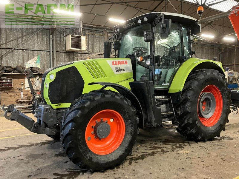 Traktor του τύπου CLAAS arion 620 cmatic (a37/105), Gebrauchtmaschine σε PLOUIGNEAU (Φωτογραφία 1)