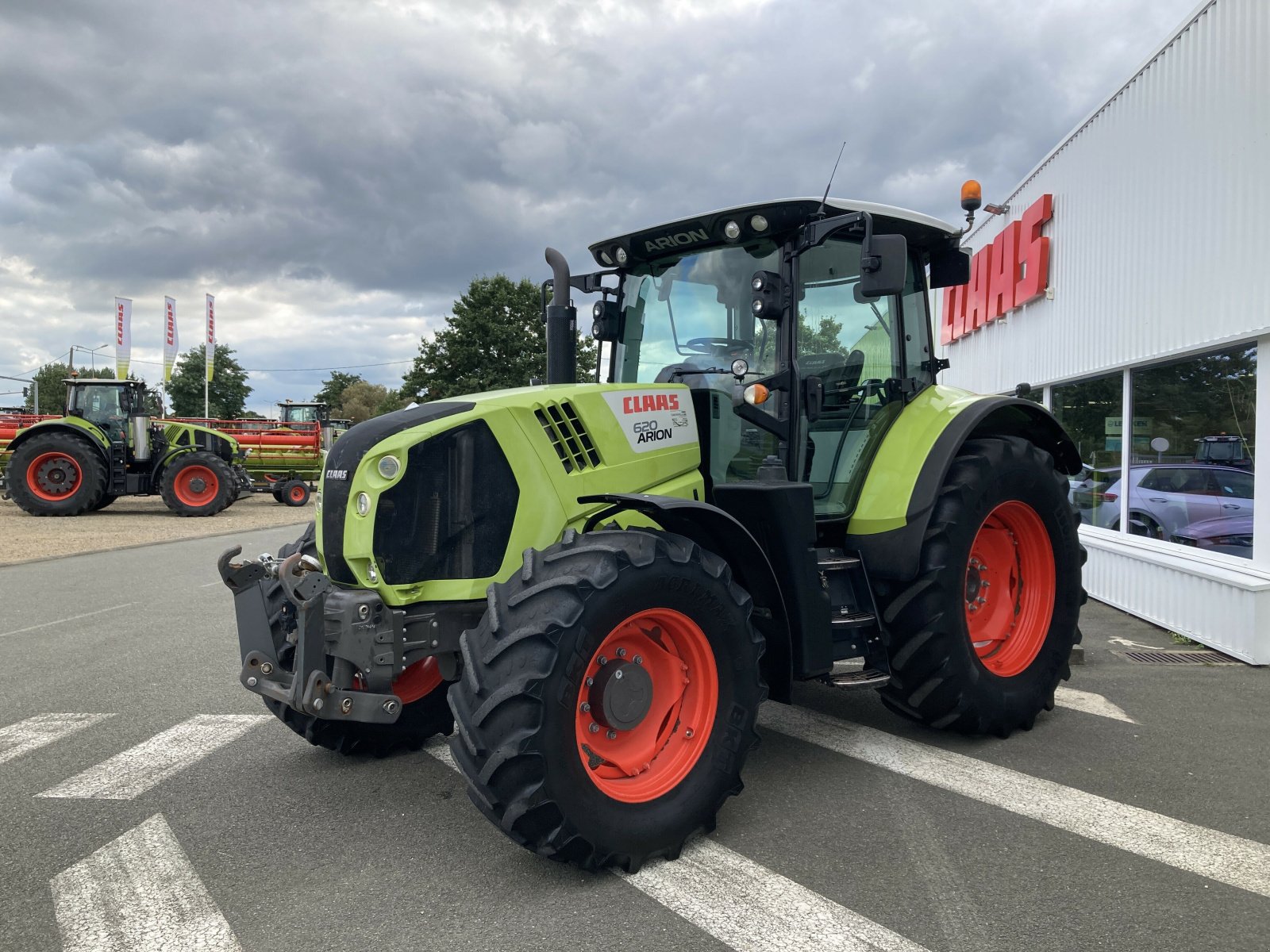 Traktor za tip CLAAS ARION 620 CONCEPT, Gebrauchtmaschine u ST CLEMENT DE LA PLACE (Slika 3)