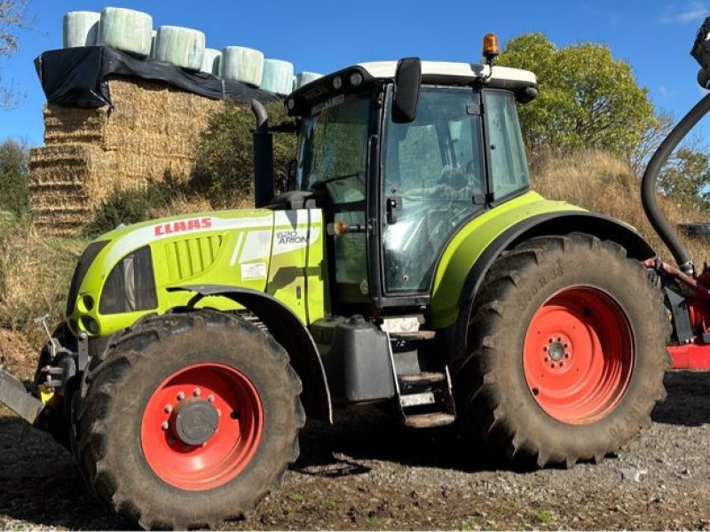 Traktor Türe ait CLAAS ARION 620, Gebrauchtmaschine içinde SAINTE GENEVIEVE SUR AGENCE (resim 1)