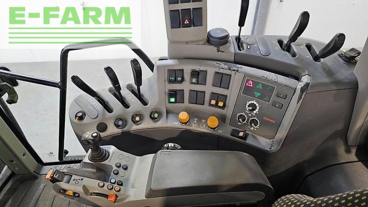 Traktor типа CLAAS arion 620, Gebrauchtmaschine в MORDY (Фотография 3)