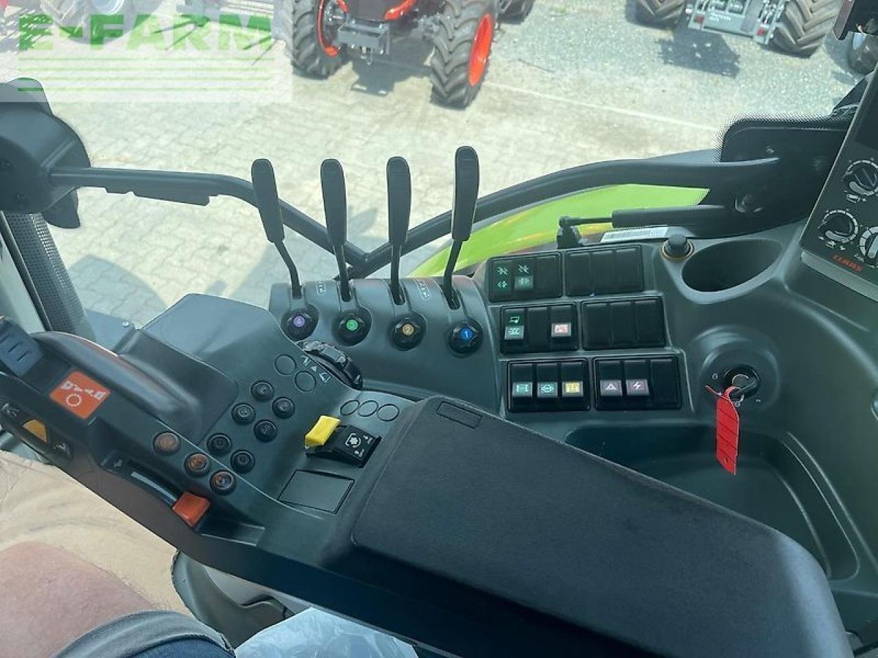 Traktor del tipo CLAAS arion 620, Gebrauchtmaschine en HEMMINGEN (Imagen 14)