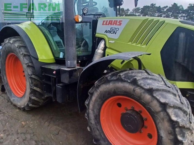 Traktor типа CLAAS ARION 620, Gebrauchtmaschine в HEXHAM (Фотография 1)