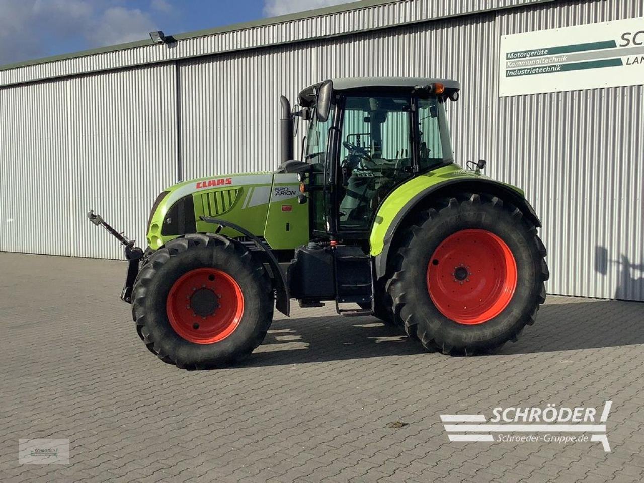 Traktor du type CLAAS ARION 620, Gebrauchtmaschine en Schwarmstedt (Photo 2)