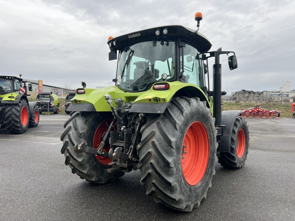 Traktor van het type CLAAS ARION 630 CEBIS T4I, Gebrauchtmaschine in Aubiet (Foto 5)