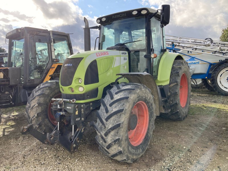 Traktor of the type CLAAS ARION 630 CIS TRADITION, Gebrauchtmaschine in LAIGNES (Picture 1)