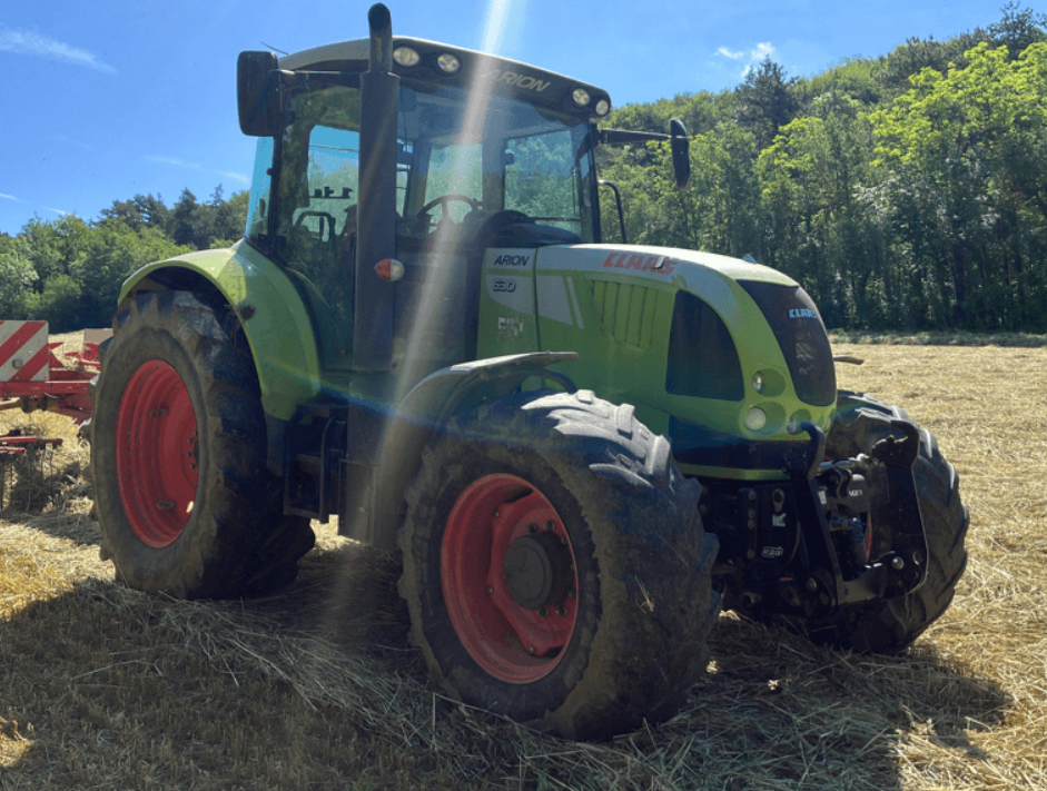 Traktor tip CLAAS ARION 630 CIS TRADITION, Gebrauchtmaschine in LAIGNES (Poză 4)