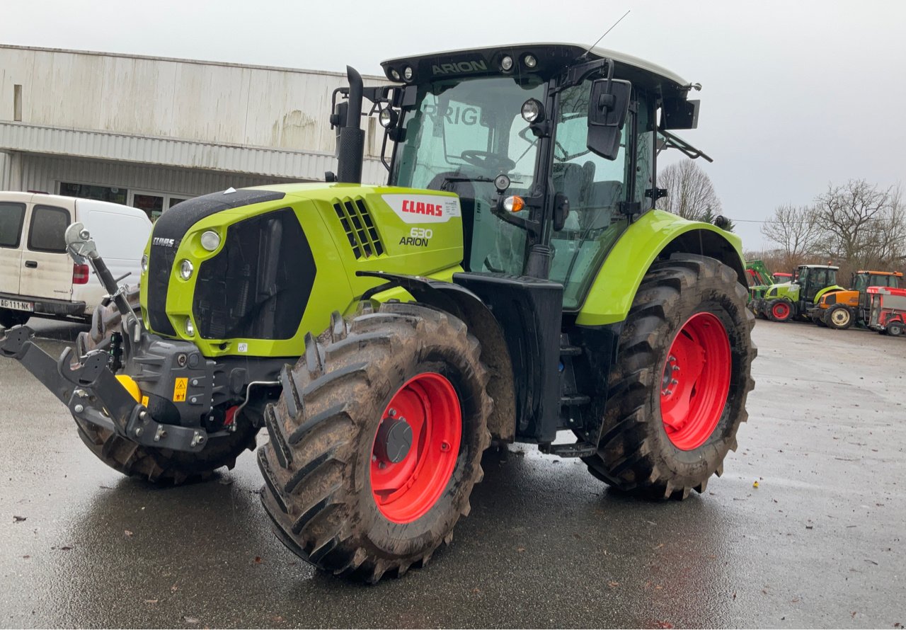 Traktor typu CLAAS ARION 630 CIS, Gebrauchtmaschine w MORLHON LE HAUT (Zdjęcie 1)