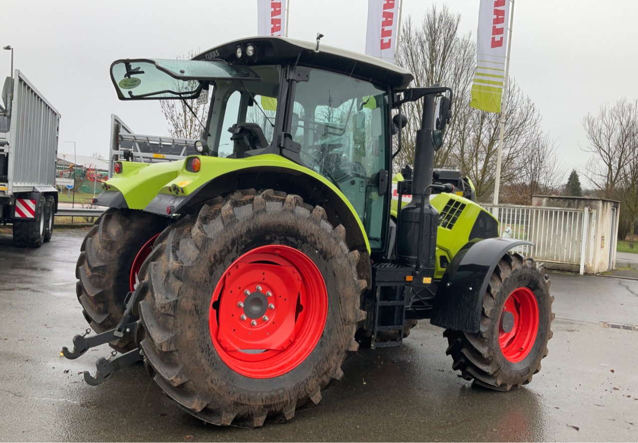 Traktor Türe ait CLAAS ARION 630 CIS, Gebrauchtmaschine içinde MORLHON LE HAUT (resim 3)