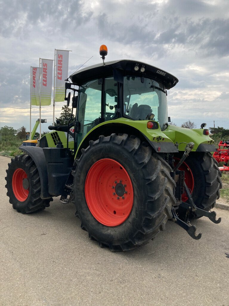 Traktor des Typs CLAAS ARION 630 CIS, Gebrauchtmaschine in SAINT ANDIOL (Bild 4)