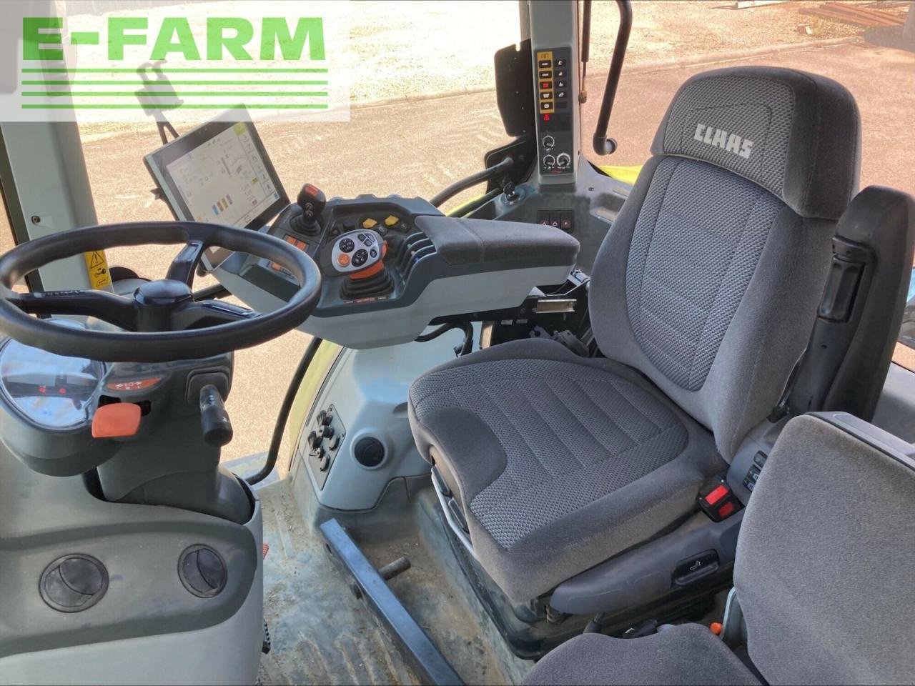 Traktor του τύπου CLAAS arion 630 cmatic s5 CMATIC, Gebrauchtmaschine σε CHEMINOT (57 - MOSELLE) (Φωτογραφία 7)