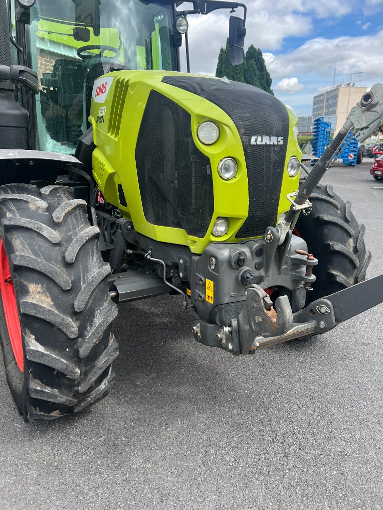 Traktor del tipo CLAAS Arion 630 concept, Gebrauchtmaschine In Reims (Immagine 11)