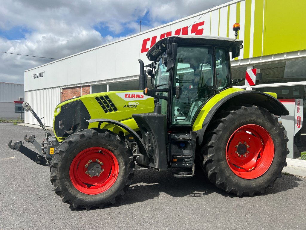 Traktor a típus CLAAS Arion 630 concept, Gebrauchtmaschine ekkor: Reims (Kép 4)