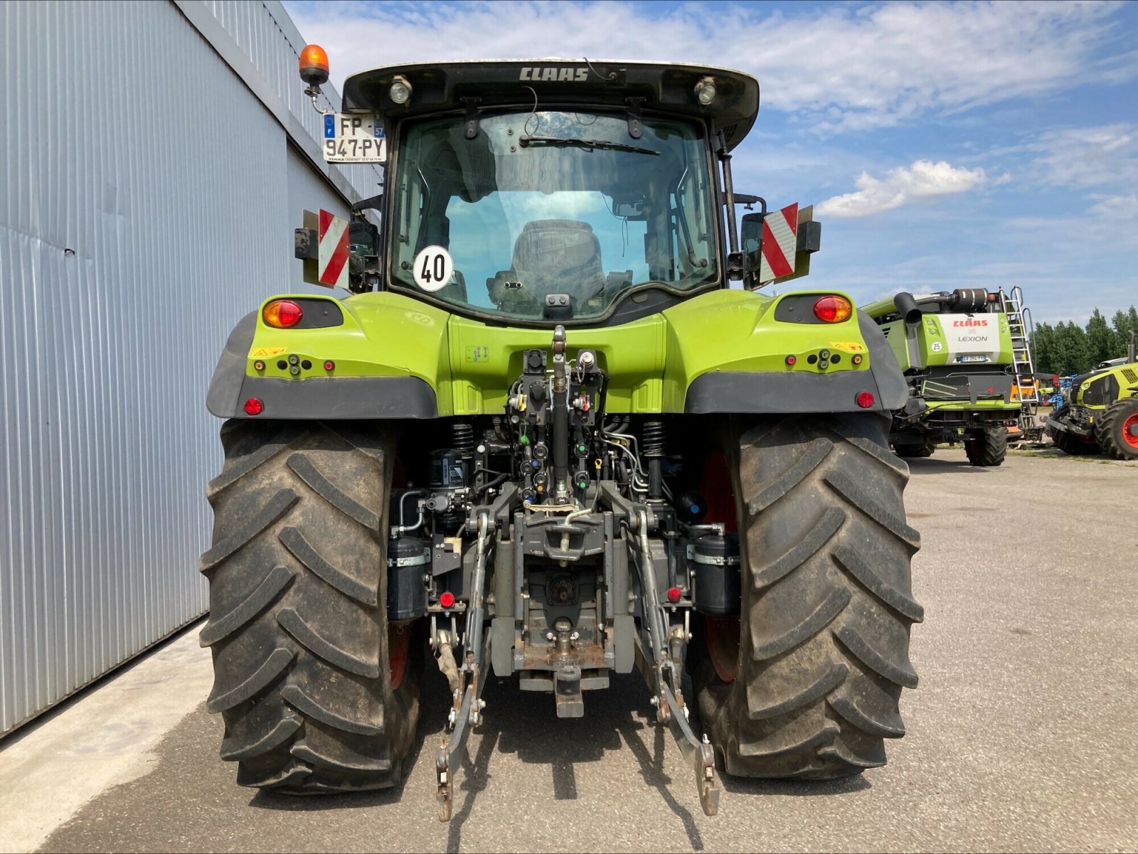 Traktor du type CLAAS ARION 630 T5, Gebrauchtmaschine en CHEMINOT (Photo 5)