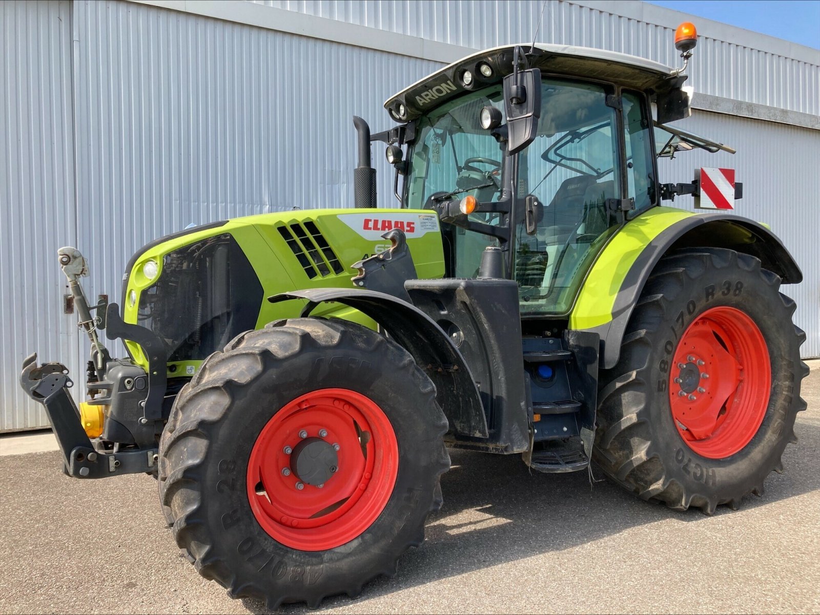 Traktor typu CLAAS ARION 630 T5, Gebrauchtmaschine w CHEMINOT (Zdjęcie 1)