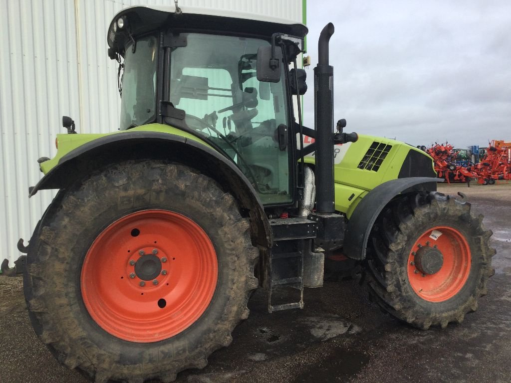 Traktor del tipo CLAAS ARION 630, Gebrauchtmaschine In LISIEUX (Immagine 6)