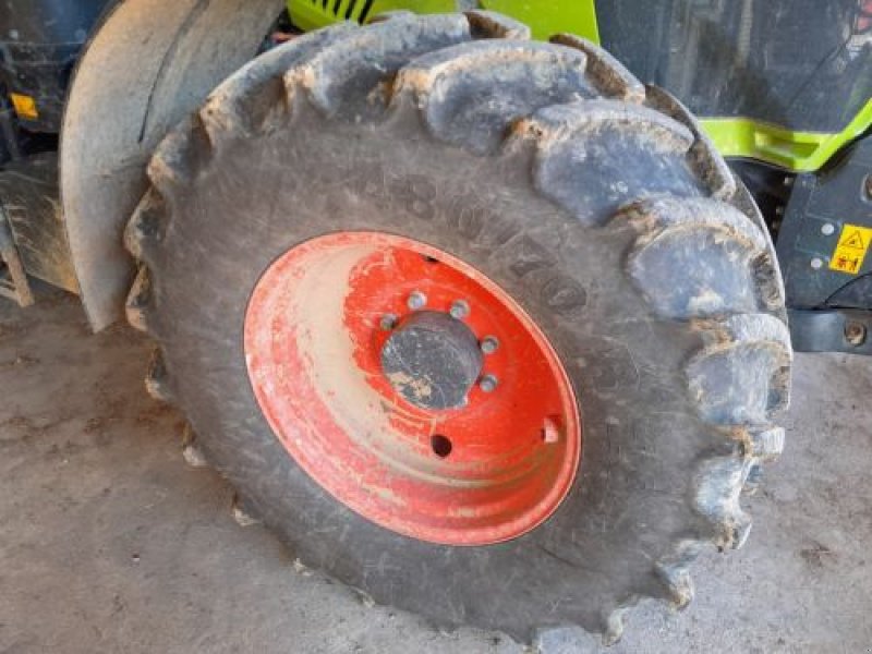 Traktor a típus CLAAS ARION 630, Gebrauchtmaschine ekkor: Belleville sur Meuse (Kép 3)