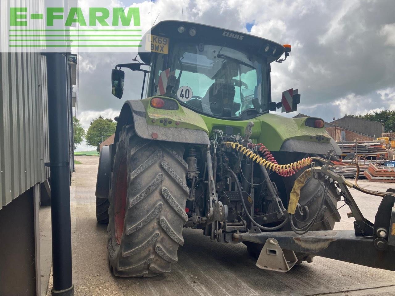 Traktor of the type CLAAS Arion 630, Gebrauchtmaschine in CANE END, READING (Picture 5)