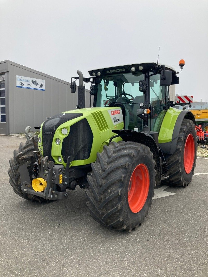 Traktor des Typs CLAAS ARION 630, Gebrauchtmaschine in Chavornay (Bild 1)