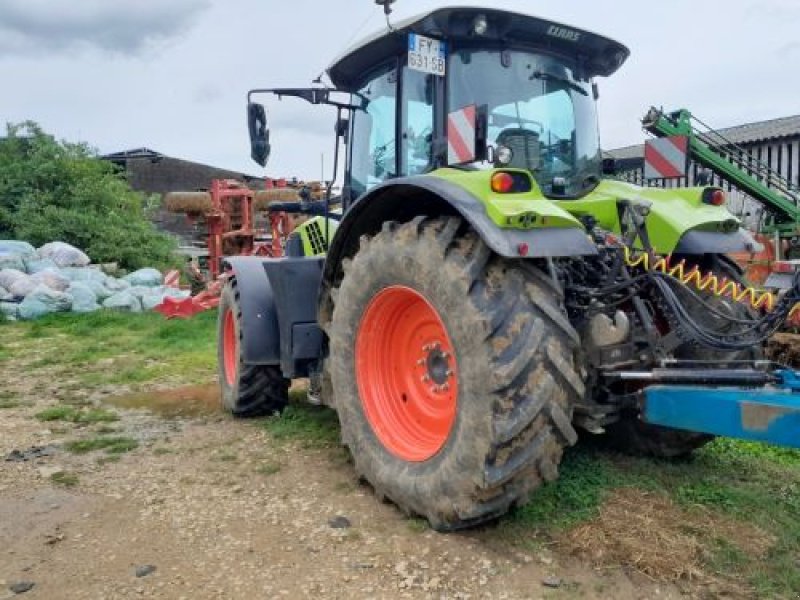 Traktor des Typs CLAAS ARION 630CIS, Gebrauchtmaschine in Piennes (Bild 6)