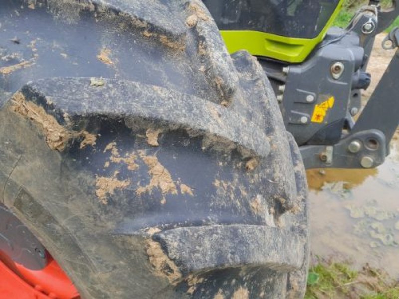 Traktor van het type CLAAS ARION 630CIS, Gebrauchtmaschine in Piennes (Foto 3)