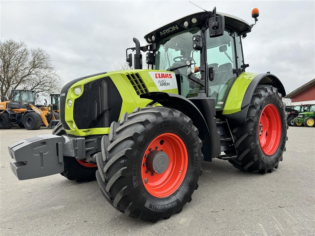 Traktor typu CLAAS ARION 640 CEBIS KUN 4400 TIMER!, Gebrauchtmaschine w Nørager (Zdjęcie 1)