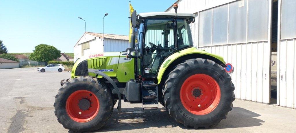 Traktor van het type CLAAS ARION 640 CEBIS, Gebrauchtmaschine in VERT TOULON (Foto 4)