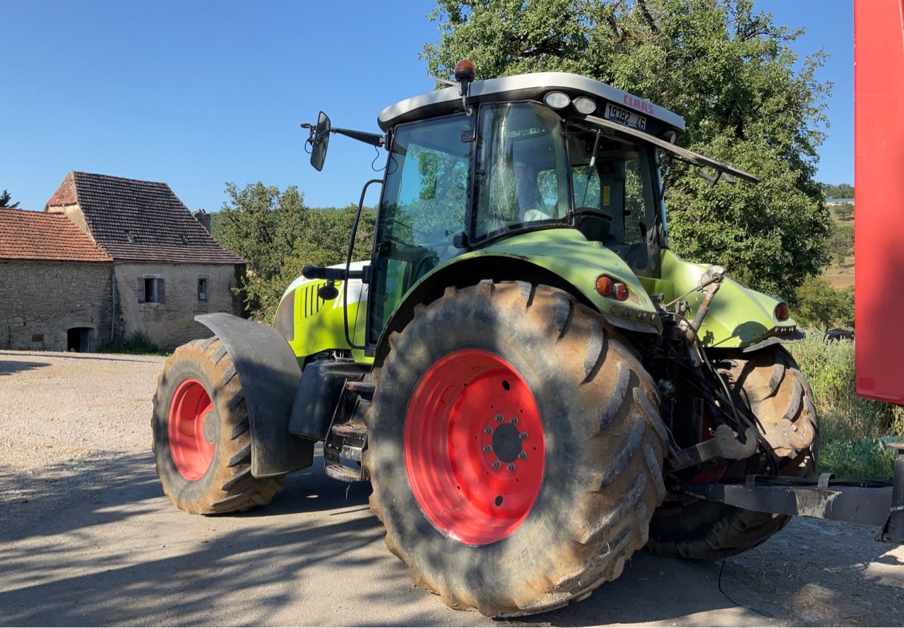 Traktor typu CLAAS ARION 640 cebis, Gebrauchtmaschine w MORLHON LE HAUT (Zdjęcie 4)