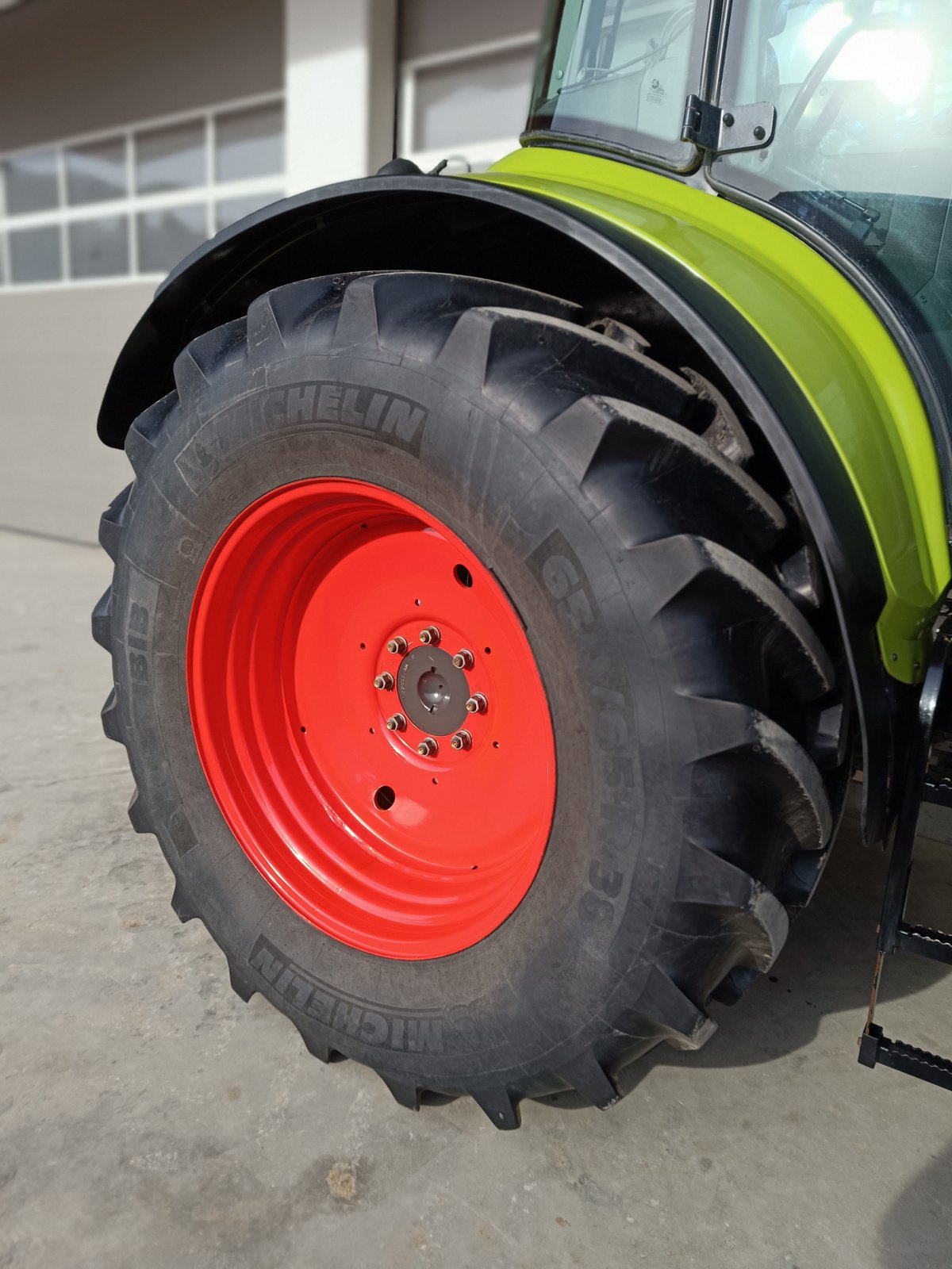 Traktor του τύπου CLAAS Arion 640 CEBIS, Gebrauchtmaschine σε Mauern (Φωτογραφία 8)