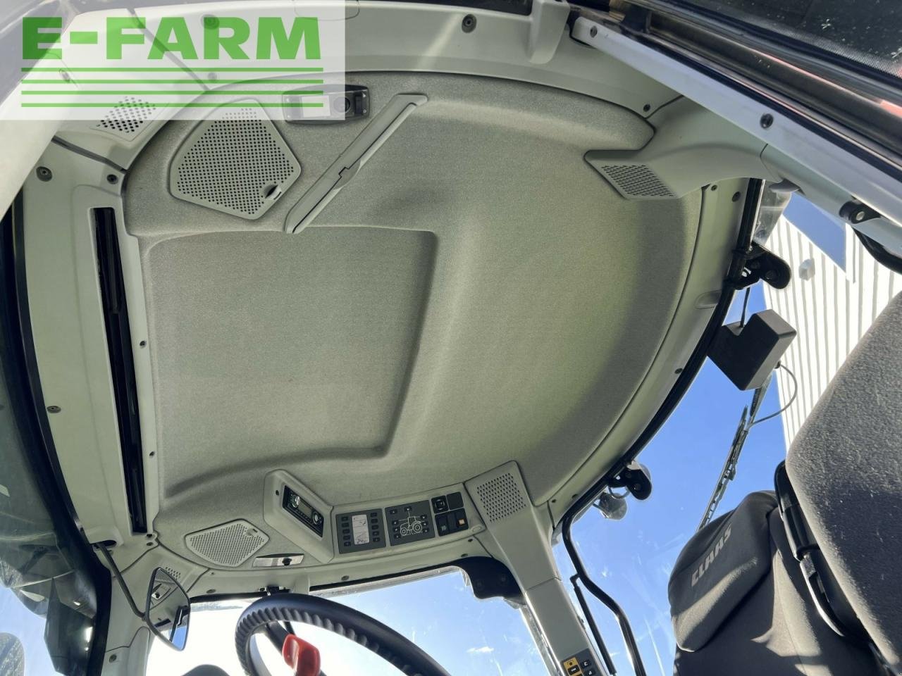 Traktor des Typs CLAAS arion 640 cis t4 CIS, Gebrauchtmaschine in SAULZET (Bild 10)