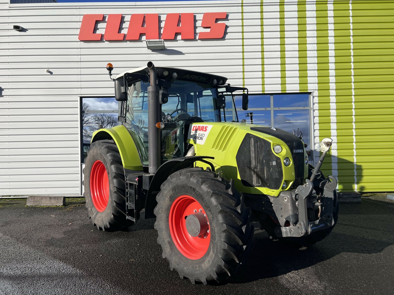 Traktor tipa CLAAS ARION 640 CIS T4, Gebrauchtmaschine u Gannat (Slika 1)