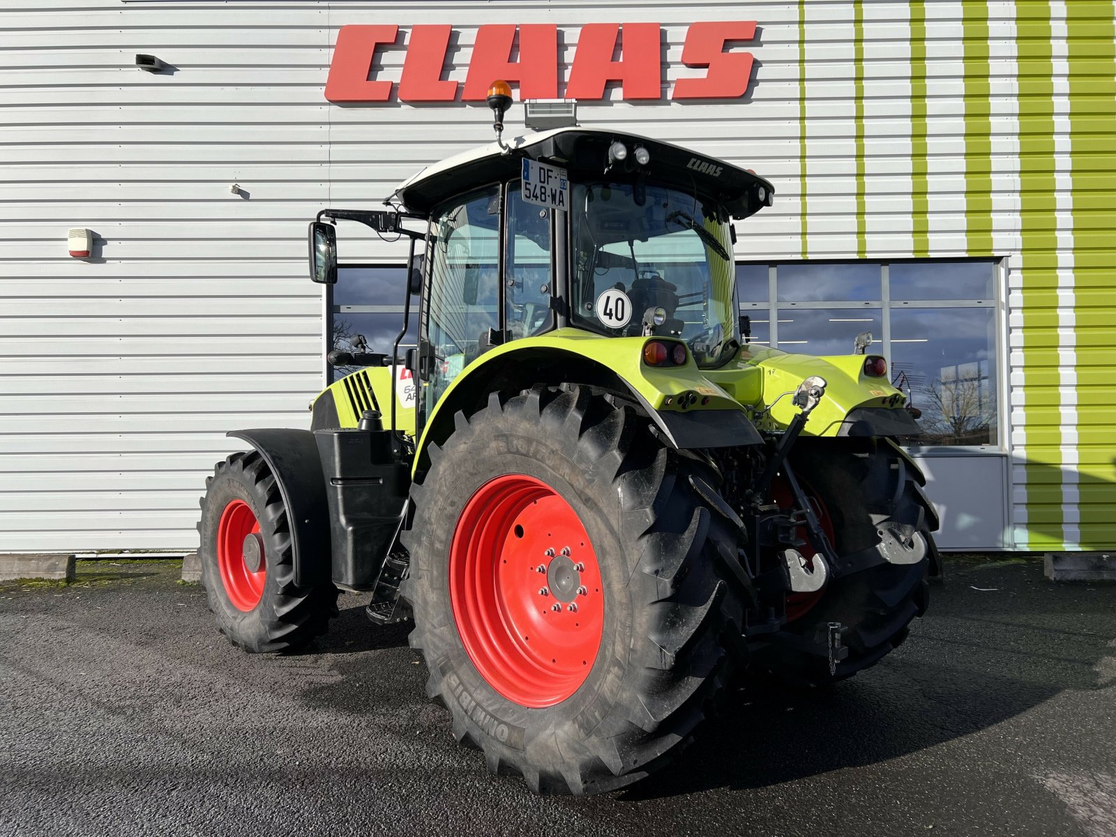 Traktor типа CLAAS ARION 640 CIS T4, Gebrauchtmaschine в Gannat (Фотография 5)