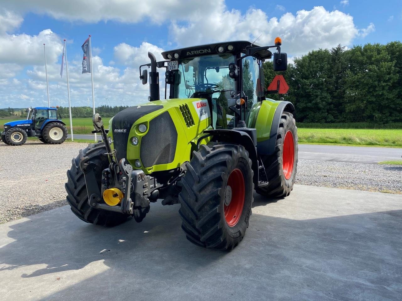 Traktor typu CLAAS ARION 640 CIS, Gebrauchtmaschine v Tim (Obrázok 1)