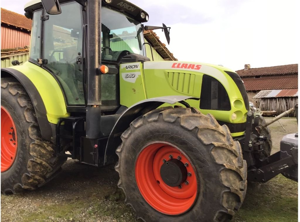 Traktor des Typs CLAAS ARION 640 CIS, Gebrauchtmaschine in BOULOGNE SUR GESSE (Bild 4)