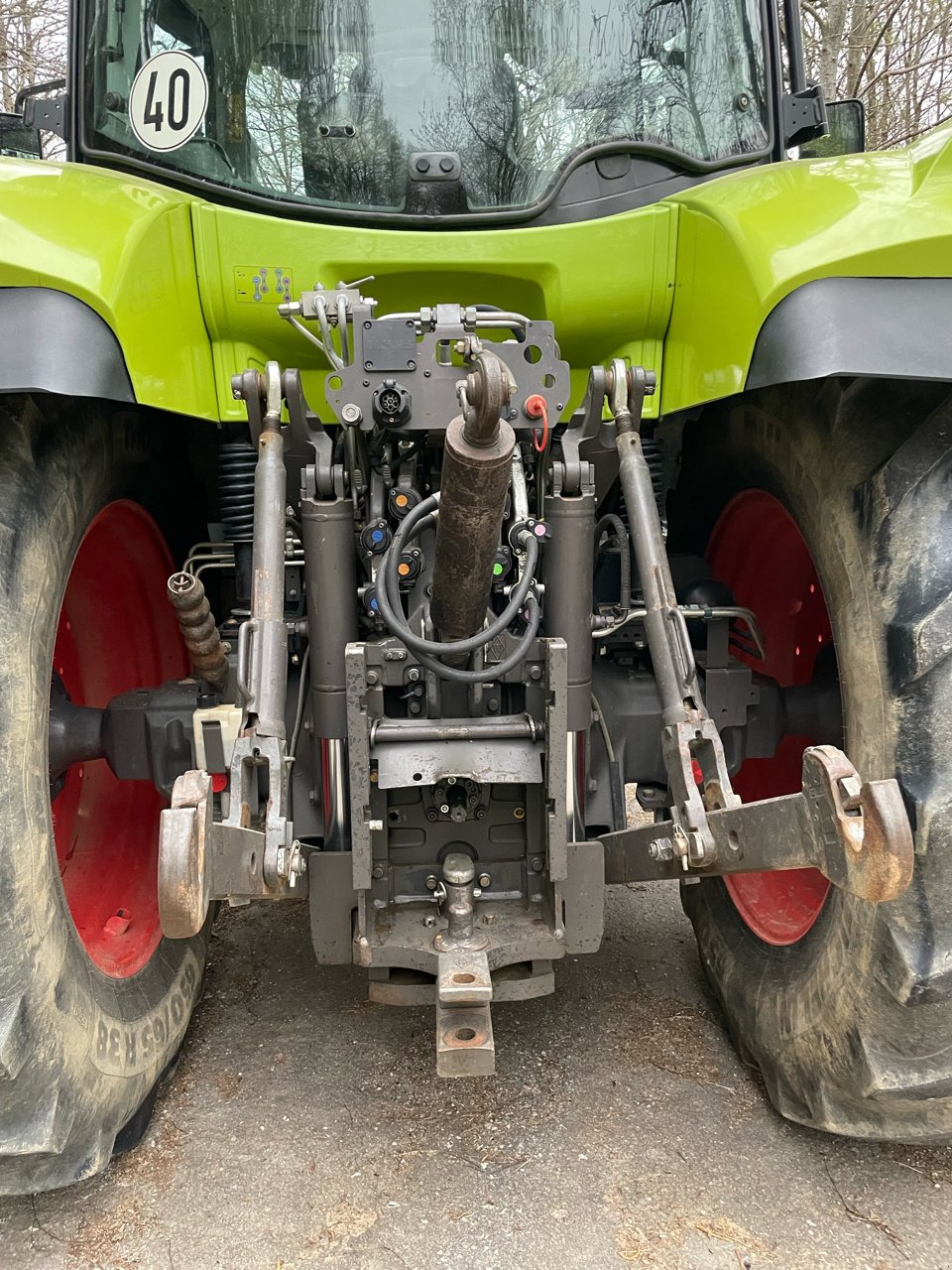 Traktor typu CLAAS Arion 640 CIS, Gebrauchtmaschine w MORLHON LE HAUT (Zdjęcie 8)